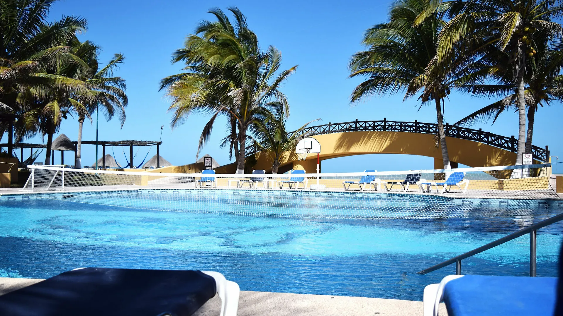 Reef Yucatan All Inclusive & Convention Center Merida Hotel